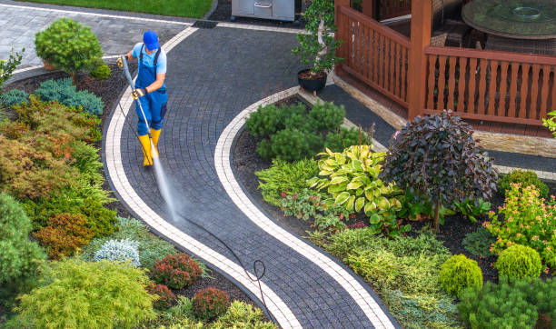 Best Garage Pressure Washing  in Laureldale, PA